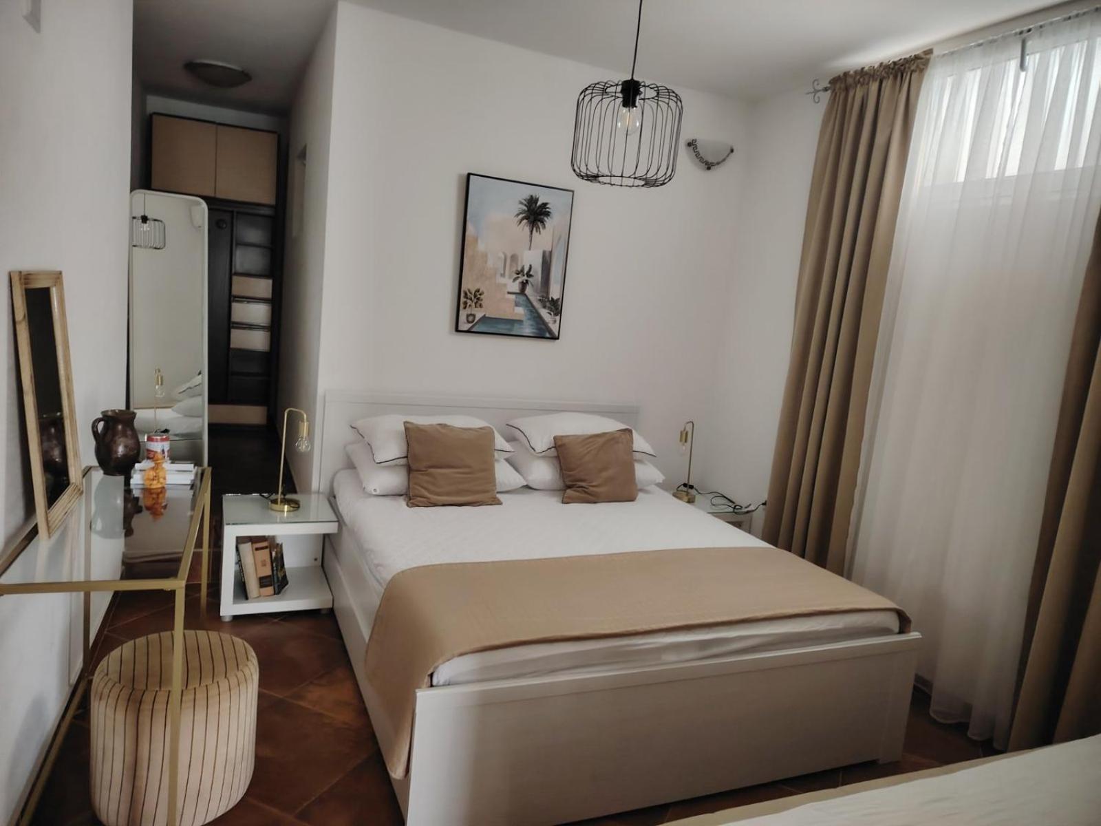 Apartments Ella Makarska Exterior photo